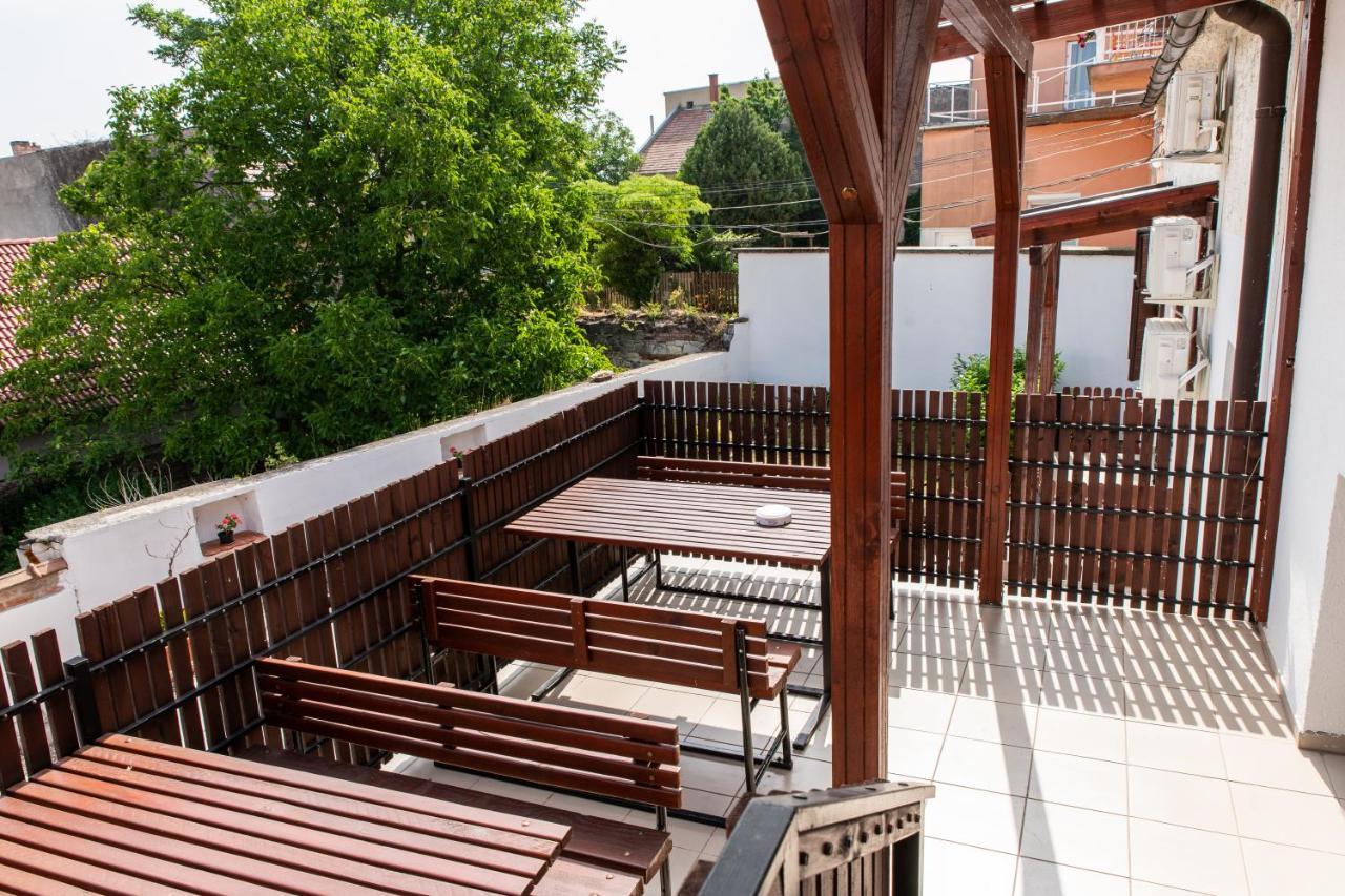Fenyes Vinorium Bed and Breakfast Sopron Eksteriør billede